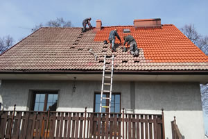 Malowanie dachu - Chociwel